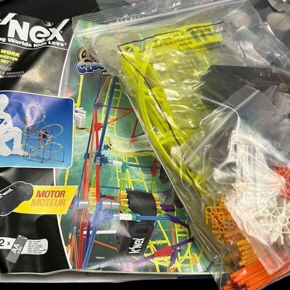 K'nex Clock Work Roller Coaster, GG01730 - Picture 2 of 8